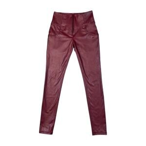 Best Yoga Store Red Pants | Size 4